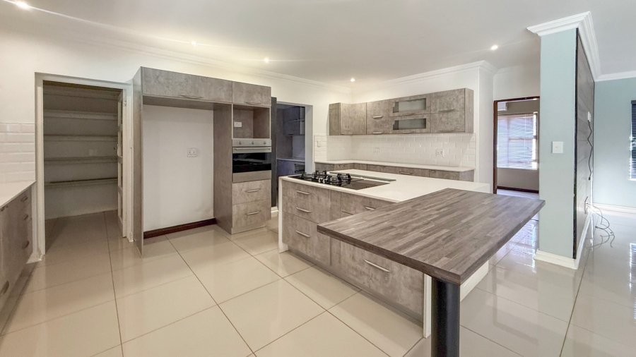 4 Bedroom Property for Sale in Birdwood Estate North West